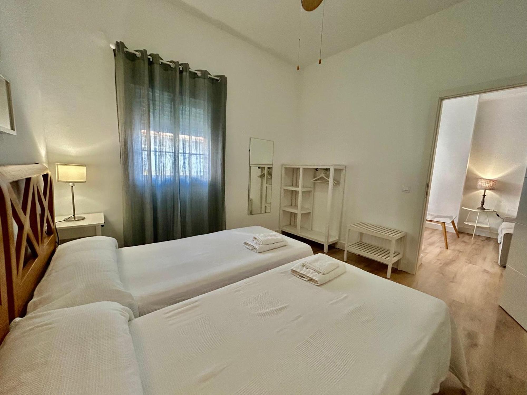 Acogedor Apt 6Pax 3Bdr 2Bth - Cozyhomesevilla5 Luaran gambar