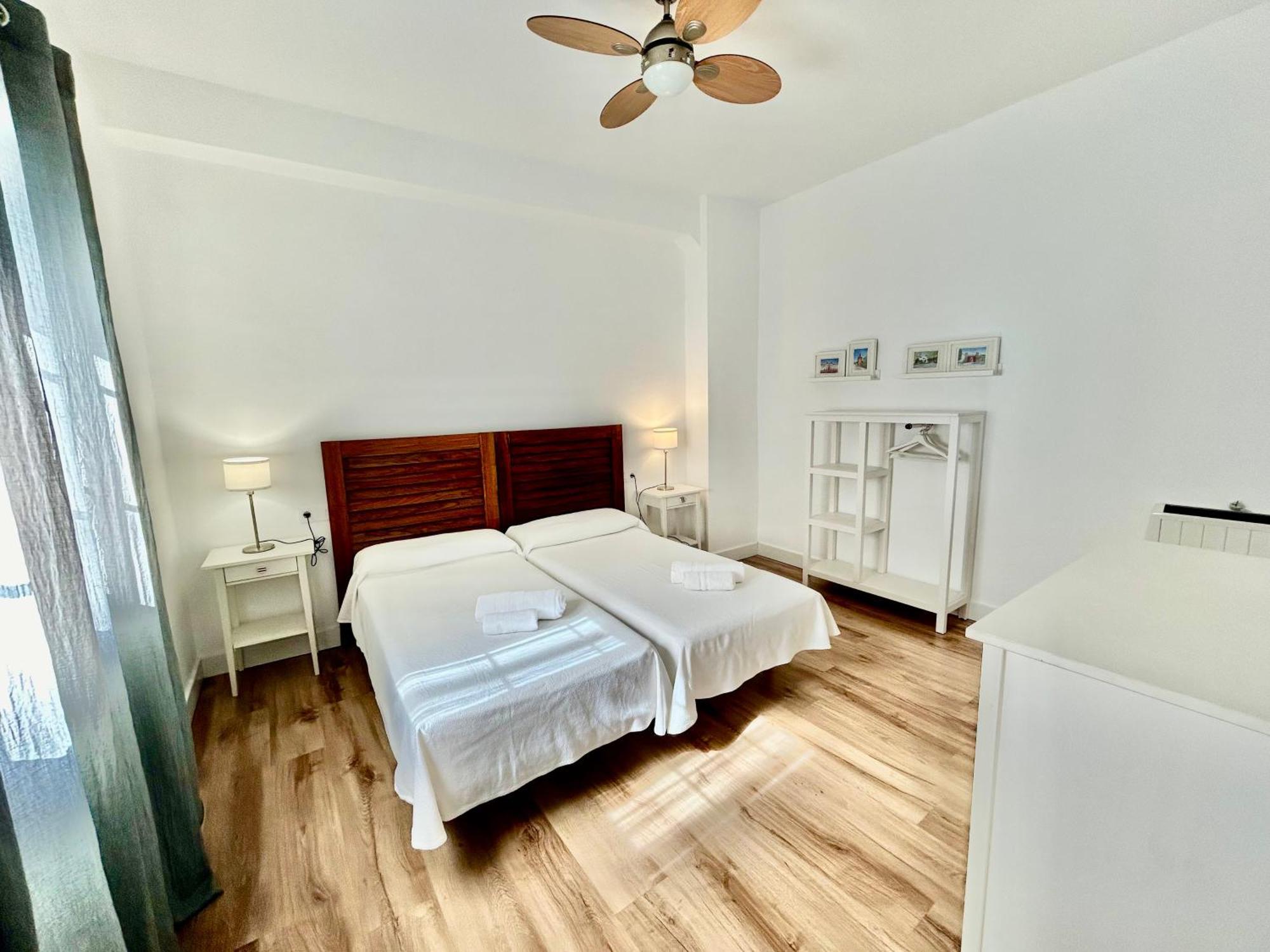 Acogedor Apt 6Pax 3Bdr 2Bth - Cozyhomesevilla5 Luaran gambar