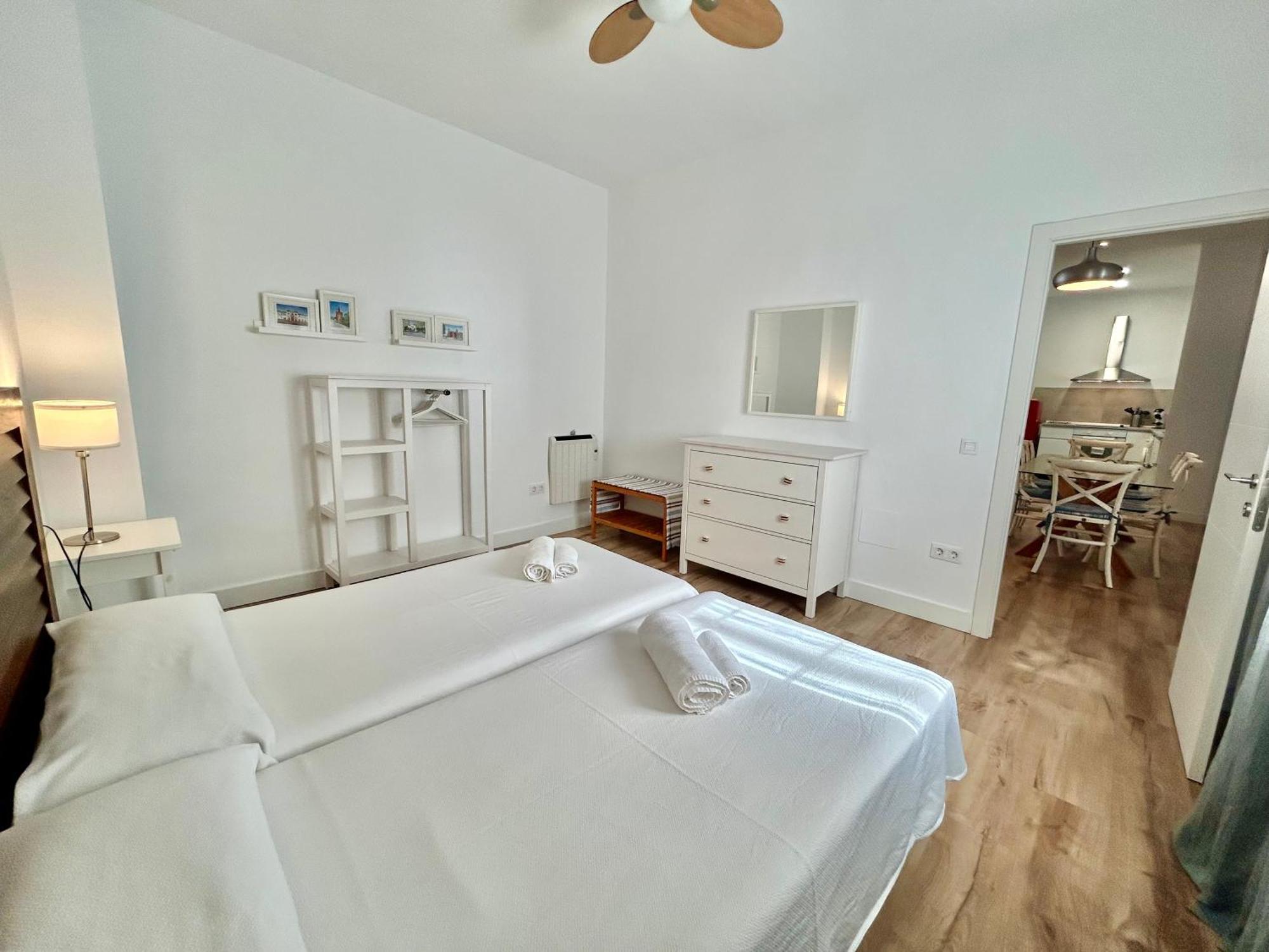 Acogedor Apt 6Pax 3Bdr 2Bth - Cozyhomesevilla5 Luaran gambar